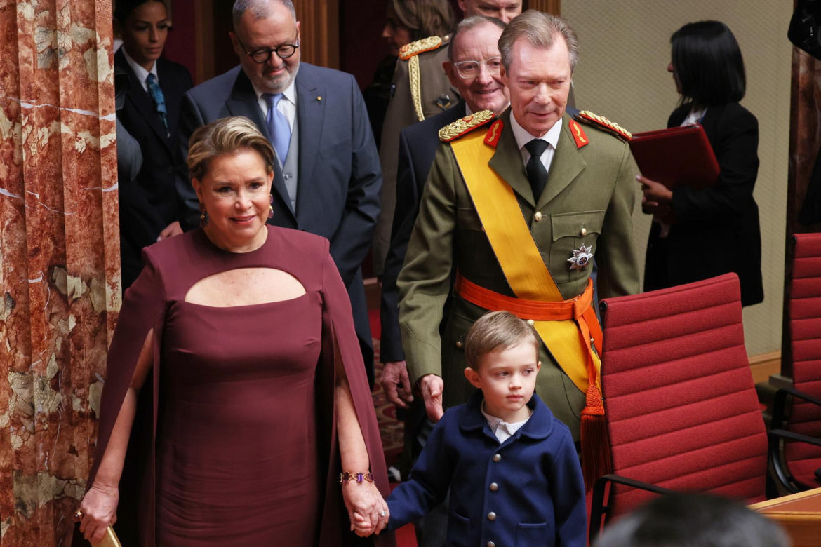 Wielki książę Luksemburga Henryk abdykował.