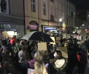 Strajk kobiet w Sosnowcu. Tłumy na ulicach! Wsparcie karetek, medyków i taksówkarzy