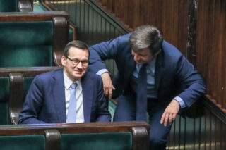 Nowe obostrzenia? Rząd wlaśnie nad nimi pracuje