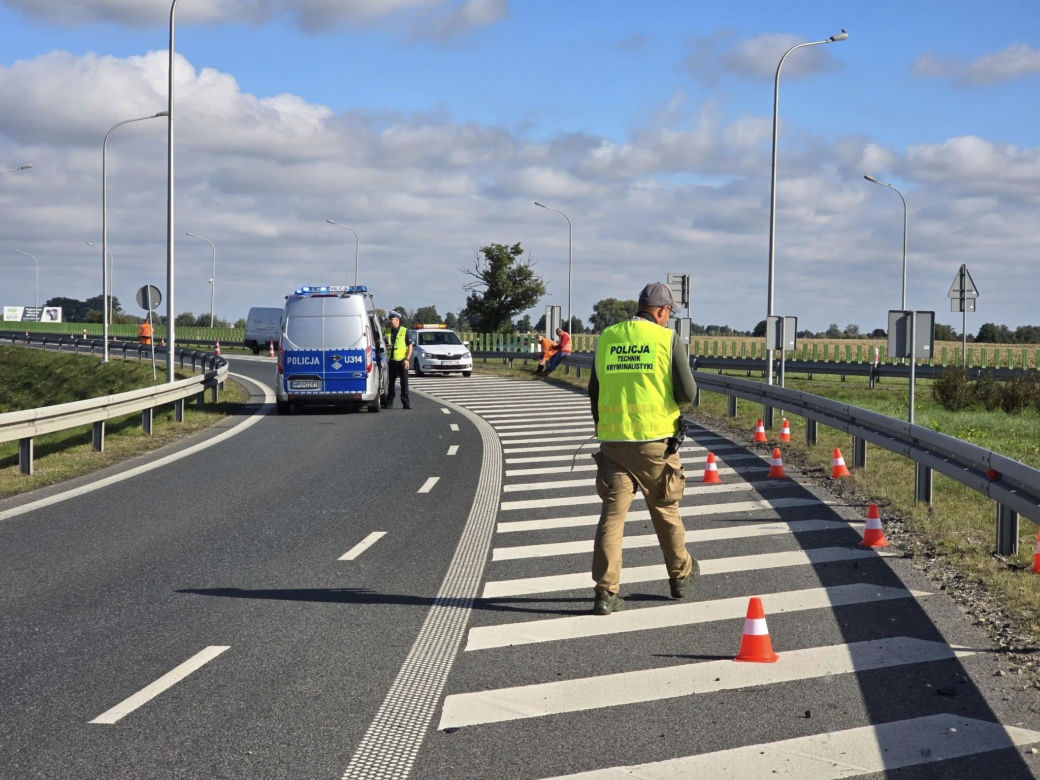 Motocyklista uderzył w barierę i zginął na miejscu! Tragiczny wypadek na S5