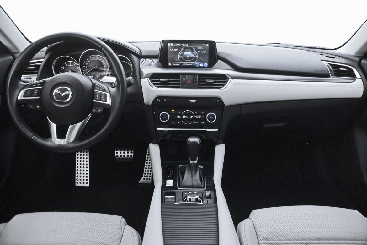 Mazda 6 2.5 AT SkyPassion