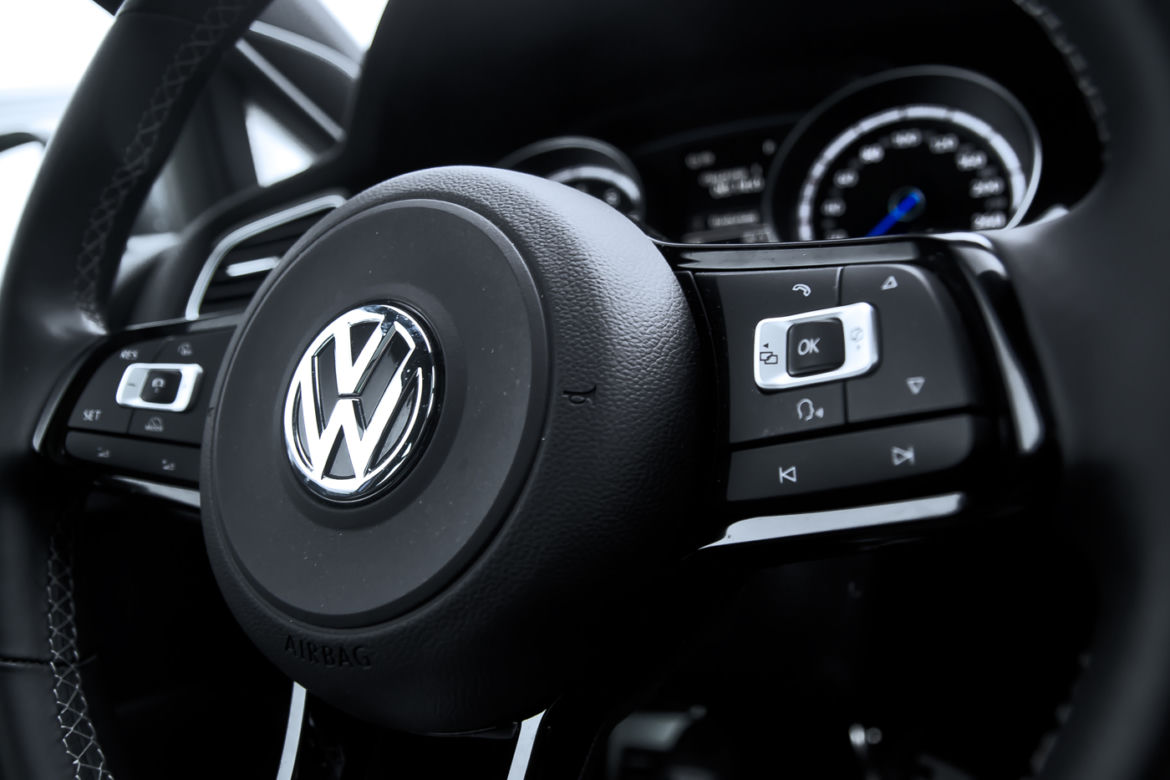 Volkswagen Golf Variant R