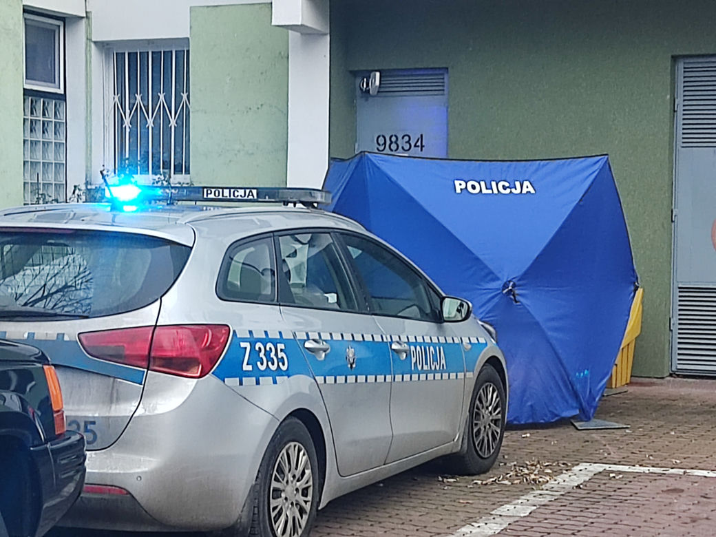 Tragedia na Witolinie. Kobieta wypadła z okna. Nie żyje	