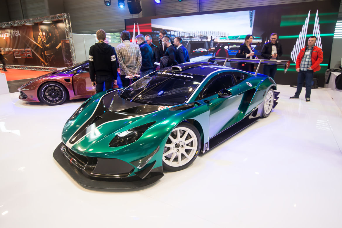 Arrinera Hussarya na Poznań Motor Show 2017
