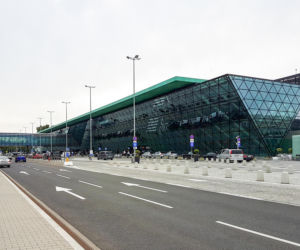Architekci nawiążą projektem nowego biurowca do bryły terminalu