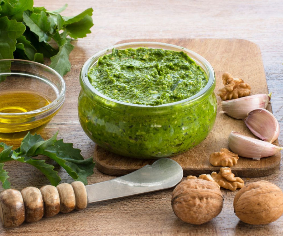 Jak zrobić pesto z rukoli? Łatwy przepis!