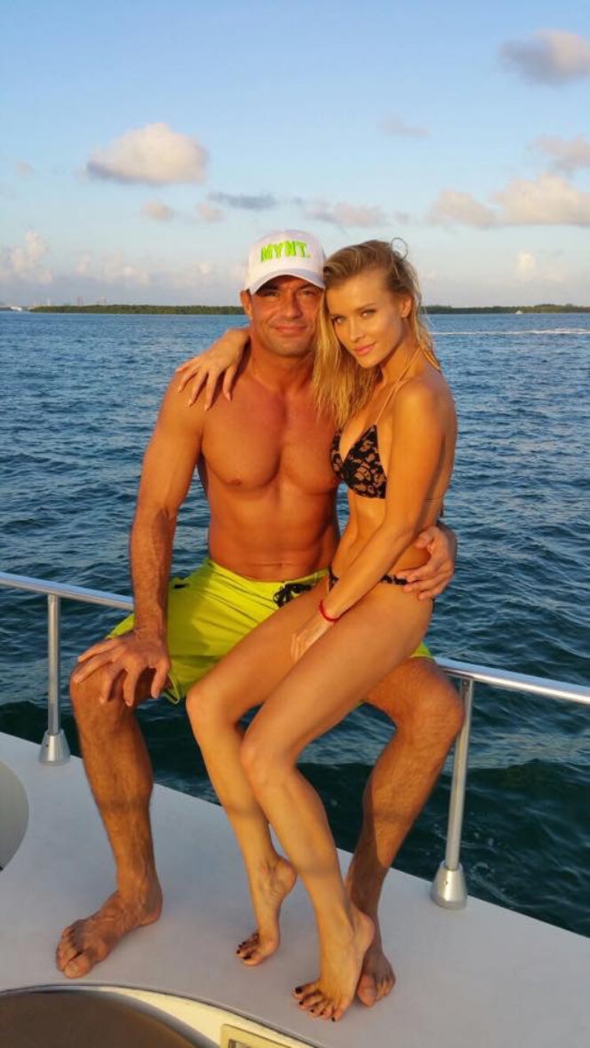 Joanna Krupa, Romain Zago
