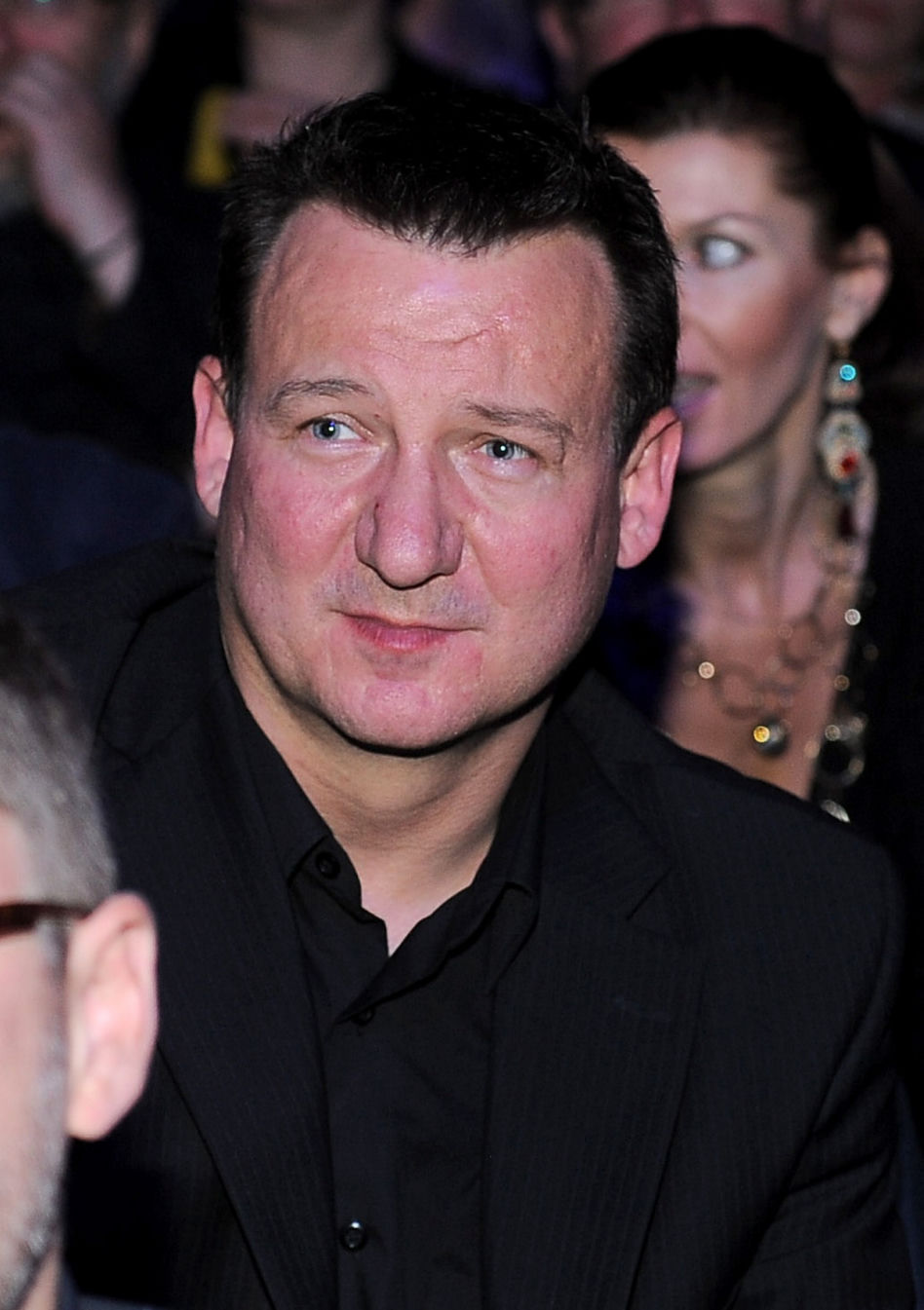 Robert Więckiewicz zapuścił długą brodę i zszokował fanów