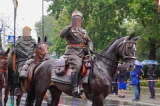Ułan i żołnierz WOT podejrzany o zgwałcenie 17-latki. Został wydalony ze służby