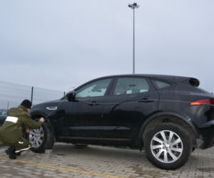 Jaguar E-Pace pochodzący z kradzieży