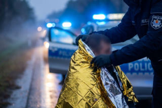 Wielki karambol na S8. Ucierpiały dzieci! Droga zablokowana