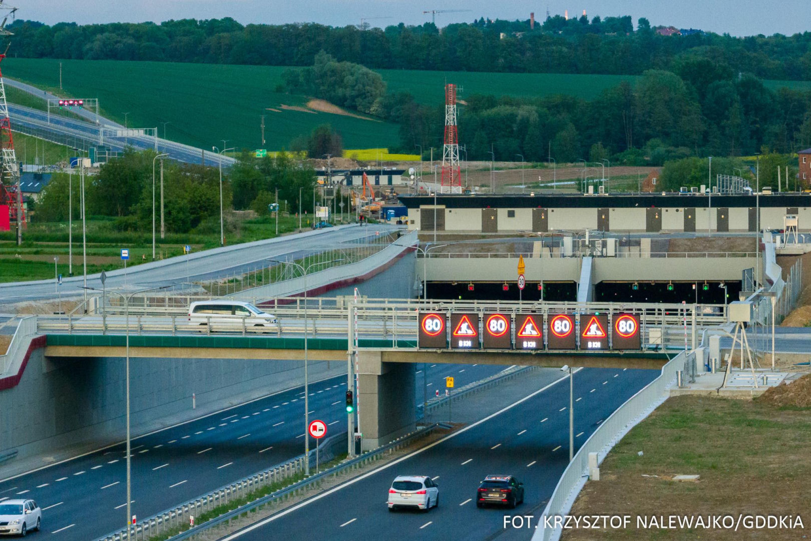 Tunel w Zielonkach i tunel w Dziekanowicach na Północnej Obwodnicy Krakowa (S52)