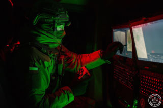 FlyEye na nocnej misji.  WOT monitoruje kluczowe obiekty z powietrza