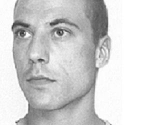 Perfekcyjnie fałszują dokumenty! Są poszukiwani przez bydgoską policję [ZDJĘCIA] 
