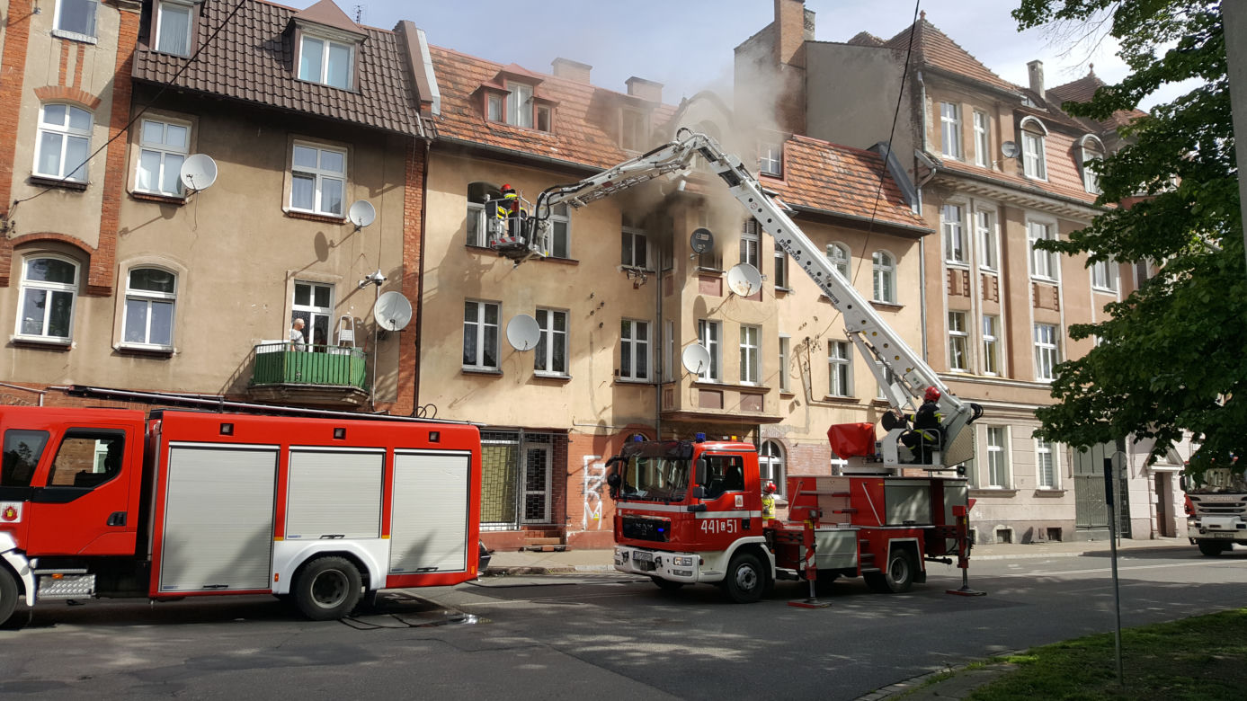 Pożar w kamienicy przy ulicy Narutowicza w Grudziądzu. Jest ofiara śmiertelna