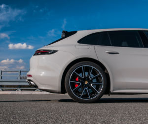 Porsche Panamera Turbo Sport Turismo 4.0 V8 550 KM