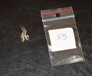 Rozpoznajesz te błyskotki? Policja poszukuje właścicieli bizuterii i kosztowności