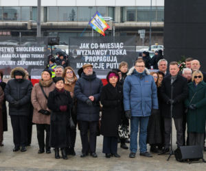 Miesięcznica smoleńska bez Kaczyńskiego