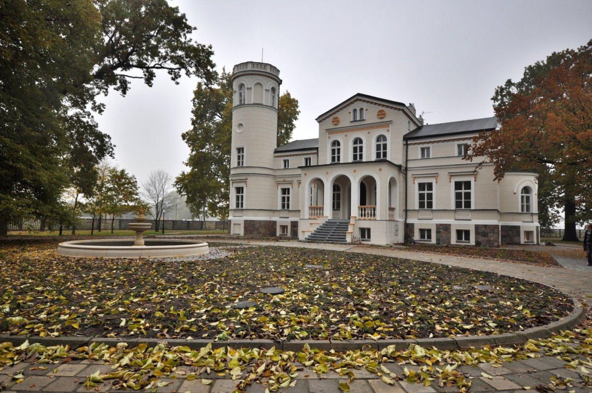 Pałac w Dobramyśli