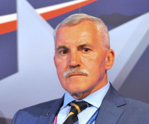 Gen. Bieniek krytycznie o pomysłach Nawrockiego: Na stole nie ma ani grosza z prezydenckiego „SAFE 0 proc.”