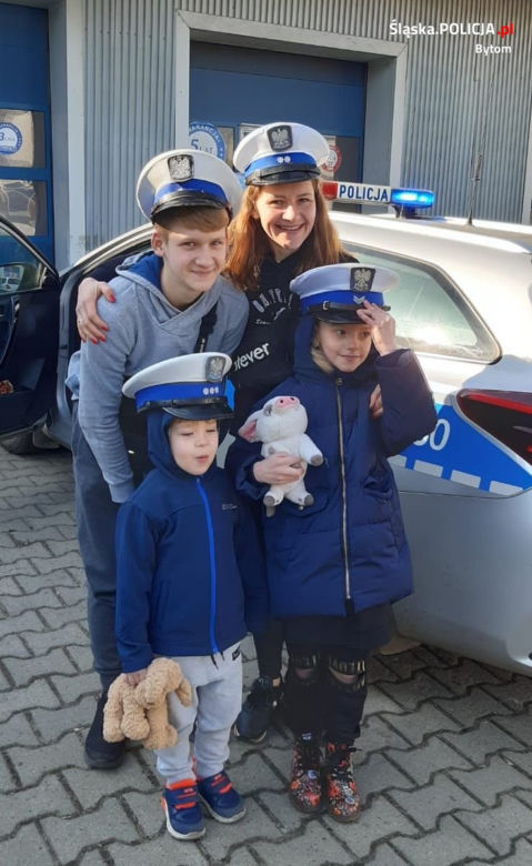 Policjanci z Bytomia okazali wielkie serce dla rodziny z Ukrainy [ZDJĘCIA]