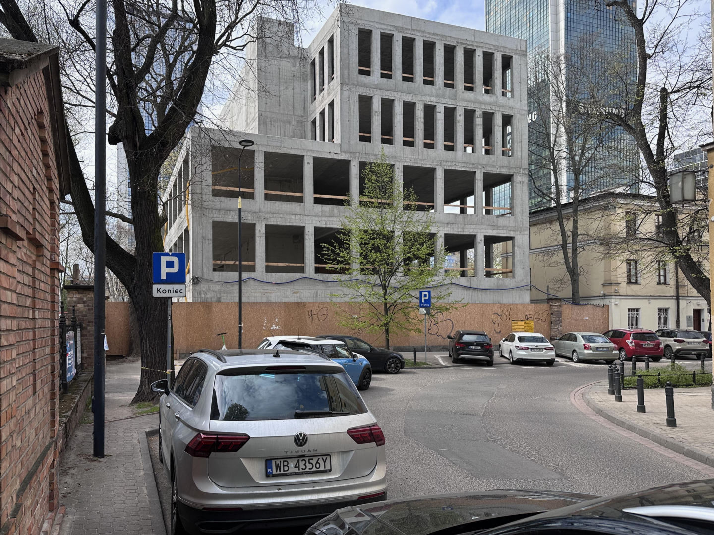 Plebania na zlikwidowanym cmentarzu Świętokrzyski w Warszawie