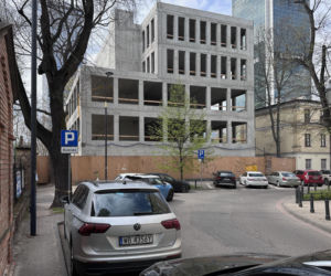 Plebania na zlikwidowanym cmentarzu Świętokrzyski w Warszawie