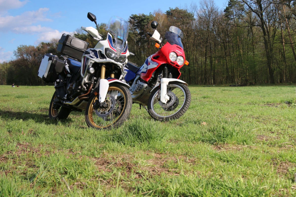 Honda Africa Twin CRF 1000 L DCT i Honda Africa Twin RD07 750