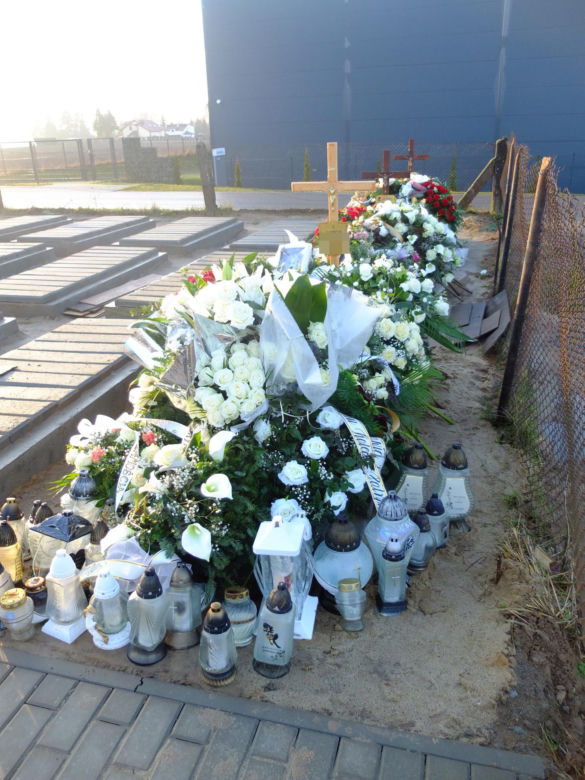Tragiczny wypadek w Lublinie. Zginęło 3 nastolatków. Pędzili 150 km/h. "Jak zginąć, to w dzień przed Trzech Króli!"
