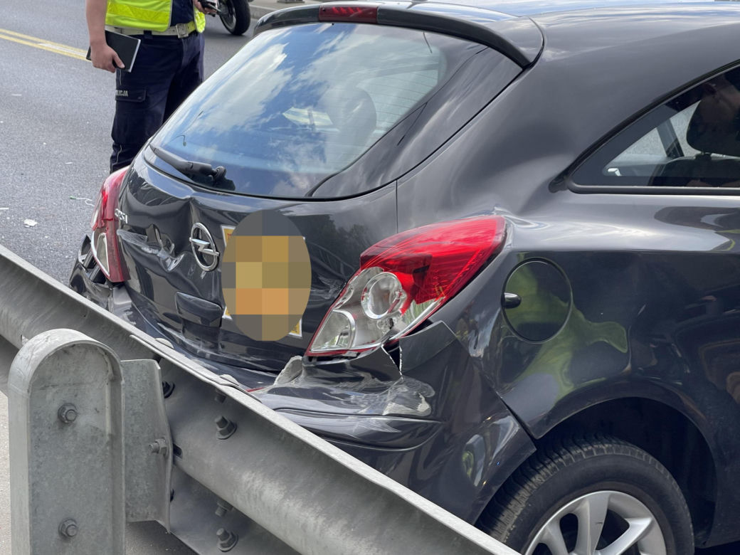 Potworna czołówka z ciężarówką na Żołnierskiej. Kierowca w stanie krytycznym