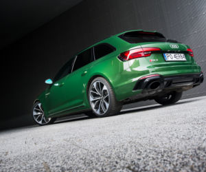 Audi RS4 Avant B9 2.9 TFSI V6 450 KM Tiptronic quattro