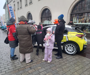 34. finał WOŚP w Krakowie. Legendarne pojazdy ZŁOMBOL na Małym Rynku