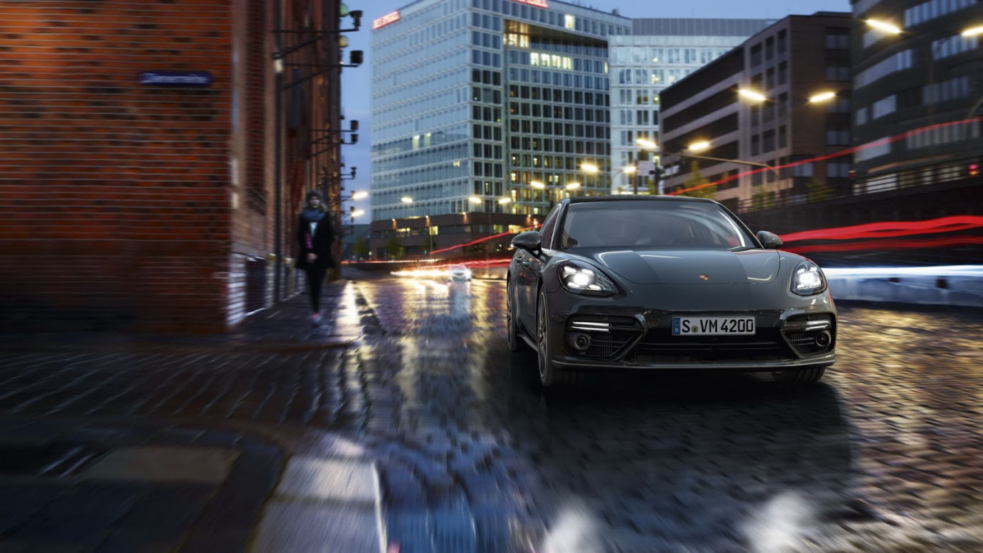 2017 Porsche Panamera
