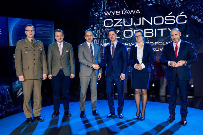 Kosmiczna wystawa w Muzeum Wojska Polskiego. Tak wystrzelą pierwszego polskiego wojskowego satelitę