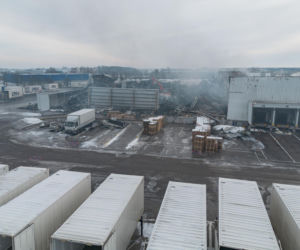 Wielki pożar magazynu pod Poznaniem. Skala zniszczeń poraża!