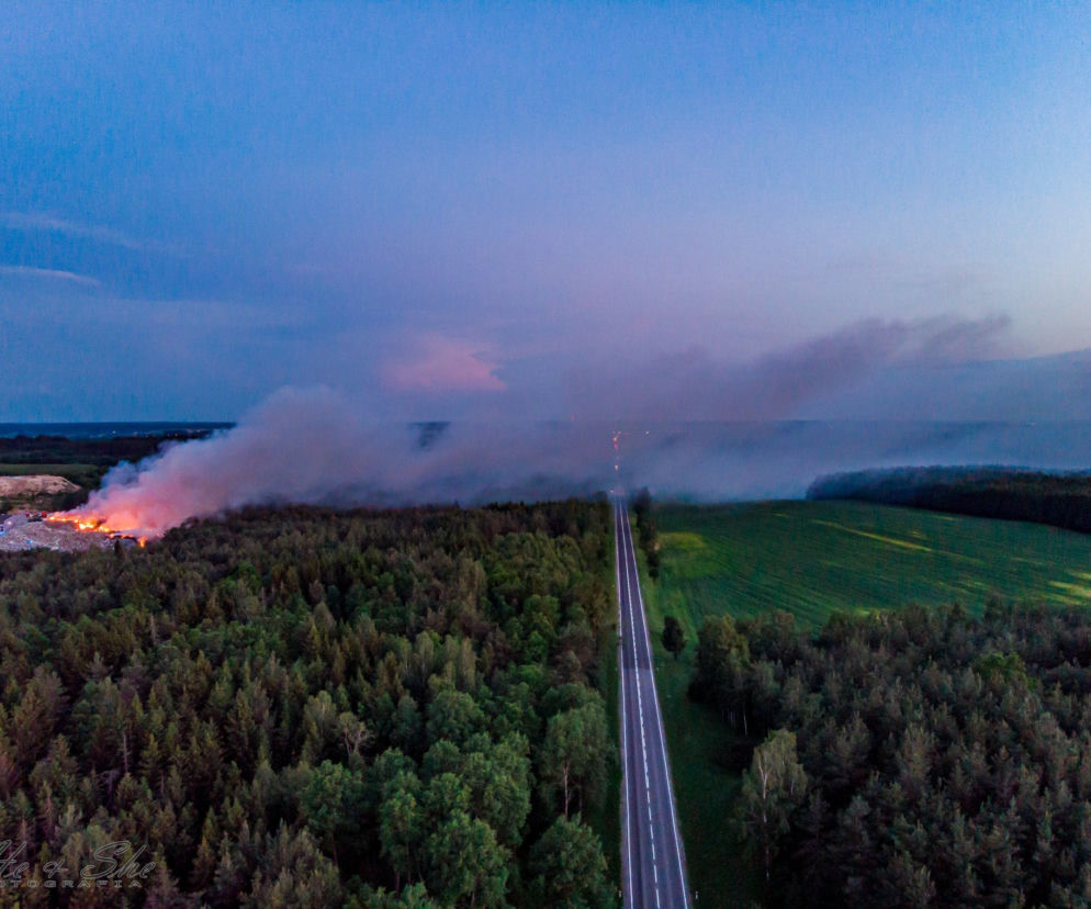 Studzianki. Pożar hałdy śmieci w sortowni 5.06.2019