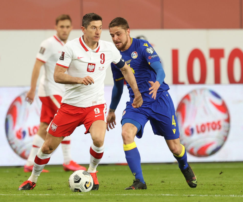 Polska - Słowacja TRANSMISJA TV NA ŻYWO EURO Gdzie oglądać mecz Polska - Słowacja w TV dzisiaj Na jakim programie 14.06.2021