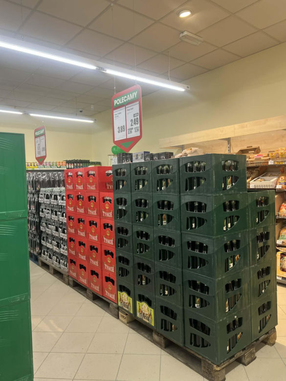 Pierwszy sklep Dino w Warszawie - dzień otwarcia