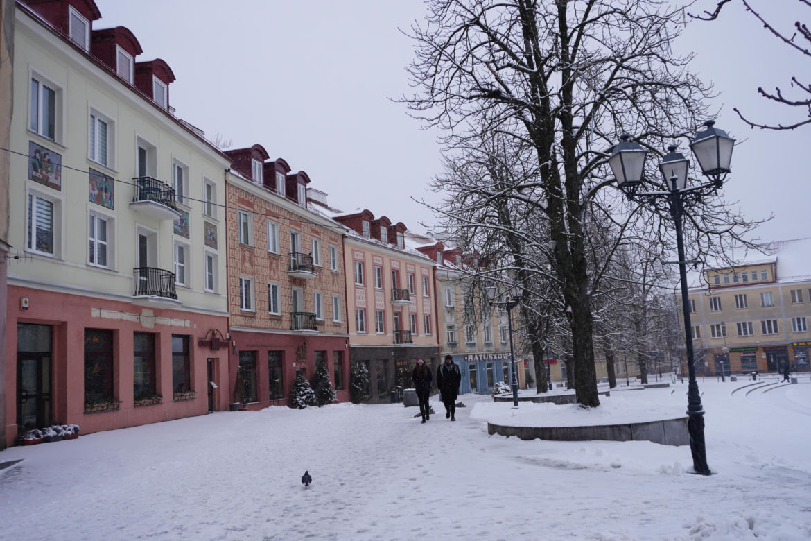 Białystok pod śniegiem. Tak prezentuje się zasypana stolica Podlasia