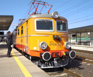 Jechałem legendarnym pociągiem. W środku jak kiedyś, aż trudno uwierzyć! Ludzie mówią wprost: „to były czasy”