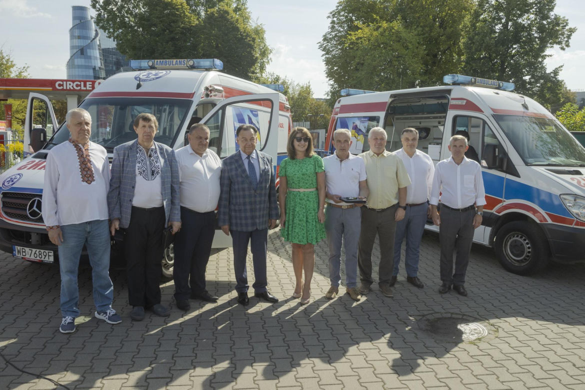 Z Mazowsza do Ukrainy. Kolejne karetki trafiły do naszych sąsiadów