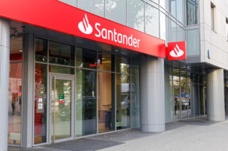 Santander ukarany przez KNF. Bank musi zapłacić 21 mln zł 
