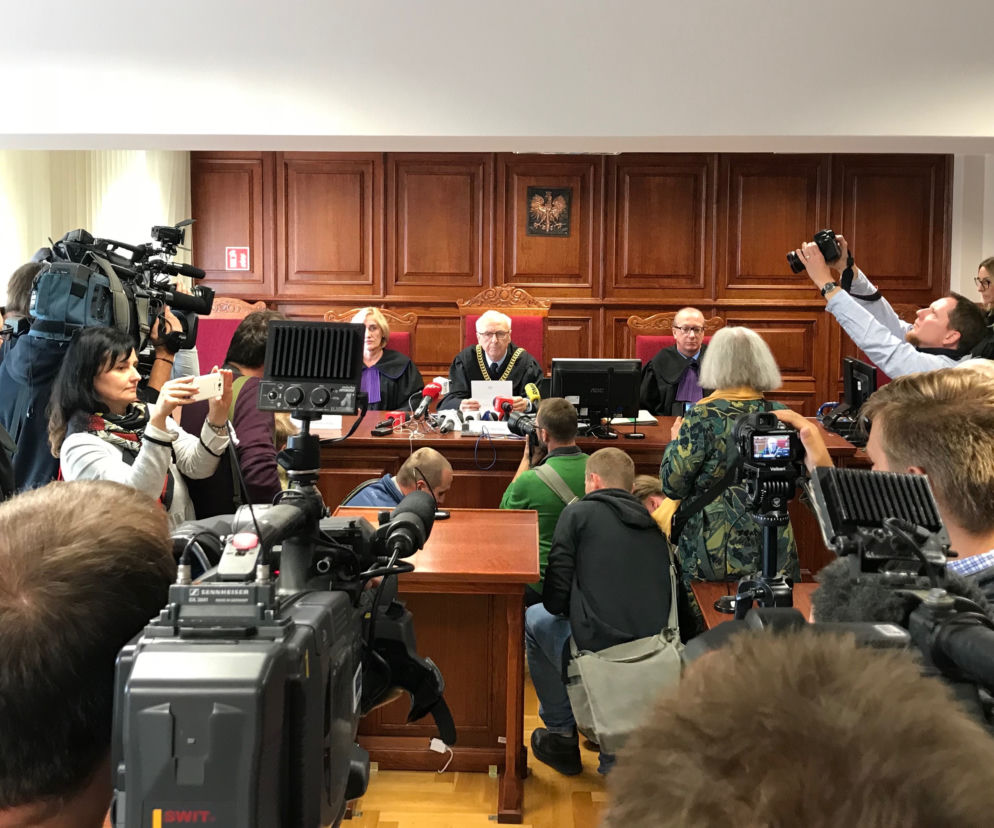 Poznański Sąd Apelacyjny podtrzymał wyrok w sprawie 24-latki, która jako dziewczynka była więziona i gwałcona przez księdza