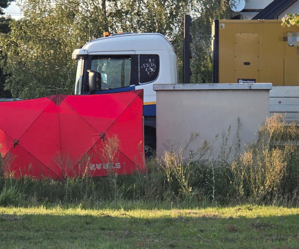 Tragedia w Lesznowoli. Kierowca ciężarówki zasłabł za kierownicą i zmarł