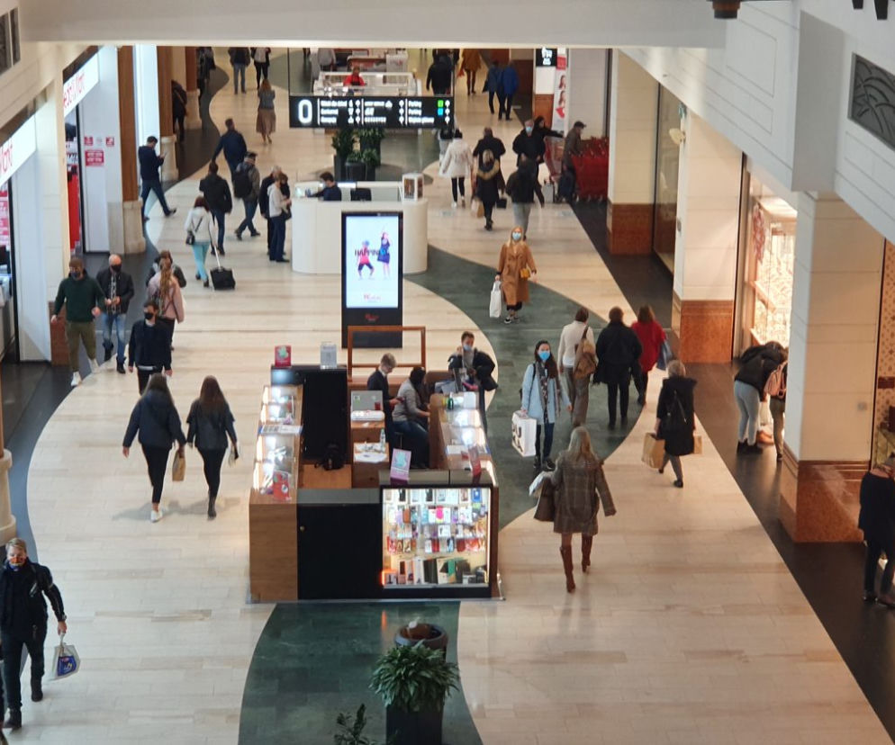 Oblężenie w galeriach prze zamknięciem