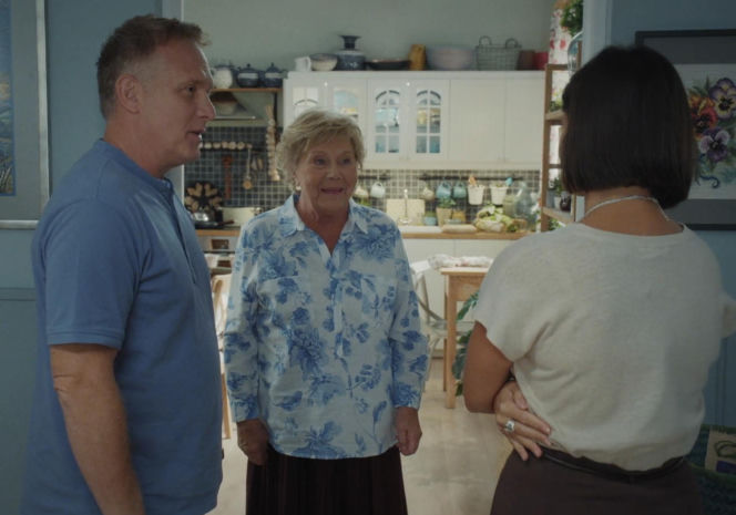 M jak miłość, odcinek 1907. Agnes (Amanda Mincewicz), Barbara (Teresa Lipowska), Artur Rogowski (Robert Moskwa)