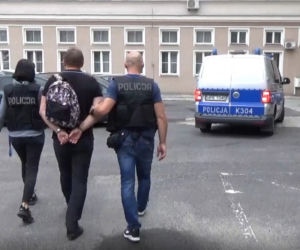 Rzeszów: Czterech byłych szefów sklepów Jedynka zatrzymanych! WIELOMILIONOWE wyłudzenia