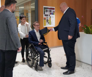 17-letni Dominik w siedzibie PKP na zaproszenie przewoźnika