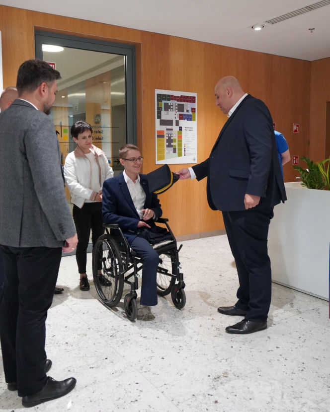 17-letni Dominik w siedzibie PKP na zaproszenie przewoźnika