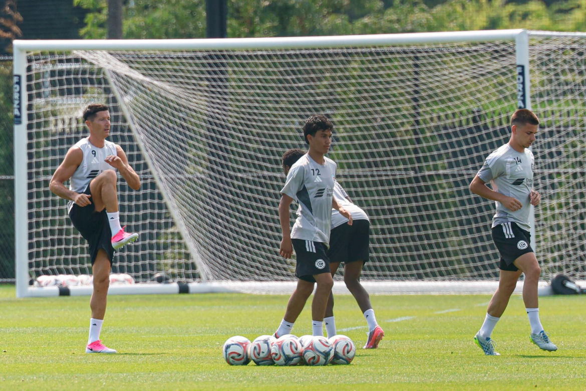 Robert Lewandowski trenuje w Chicago Fire